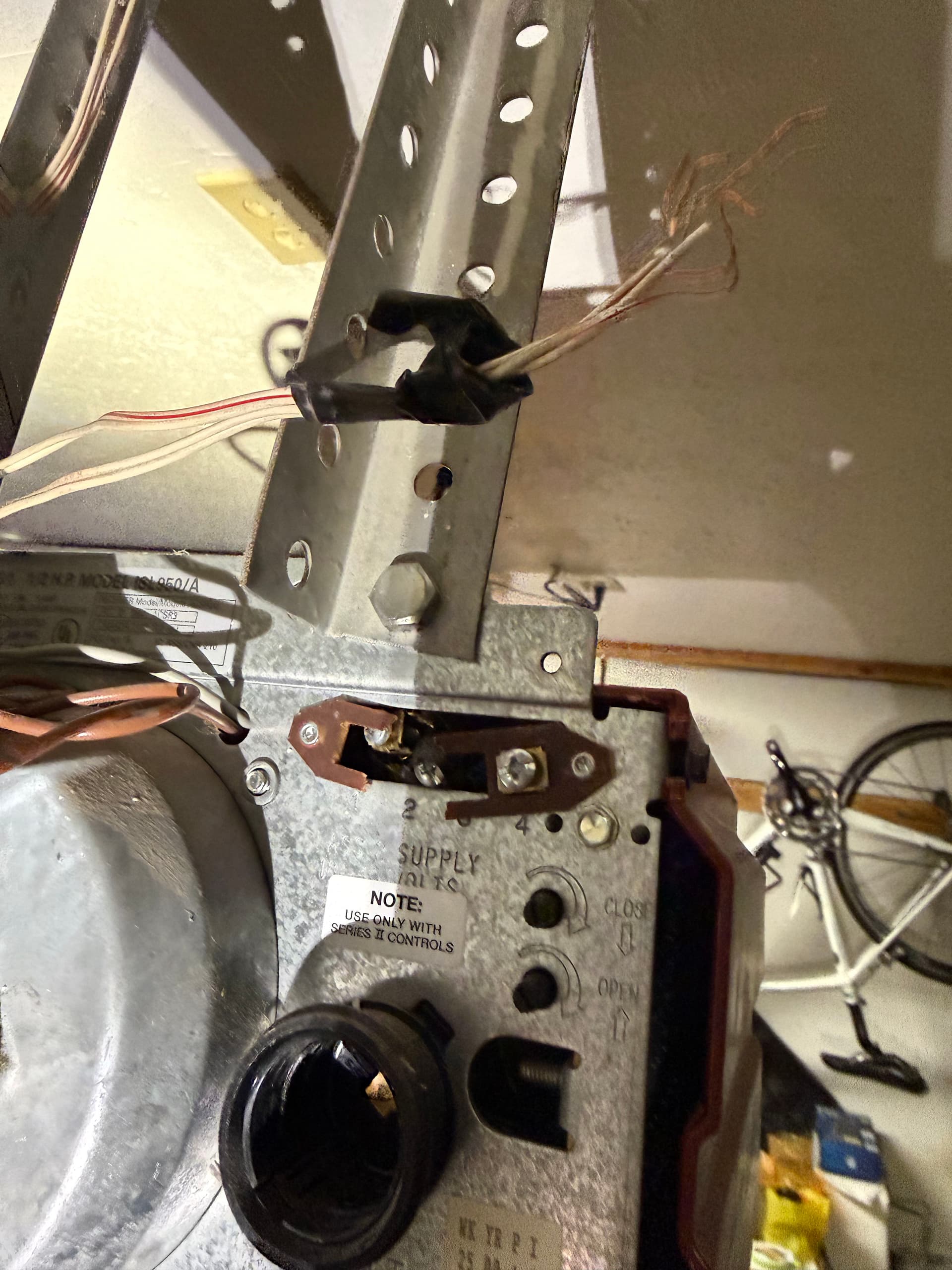 Gallery photos for Garage Door Opener Upgrade for Reliable and Smart Operation: Image #1