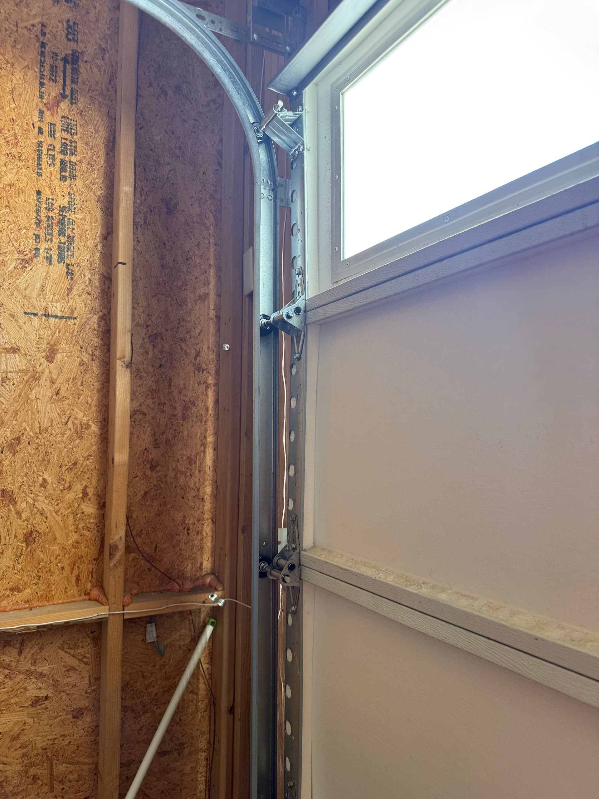 Gallery photos for Garage Door Fixes That Make Life Easier: Image #5