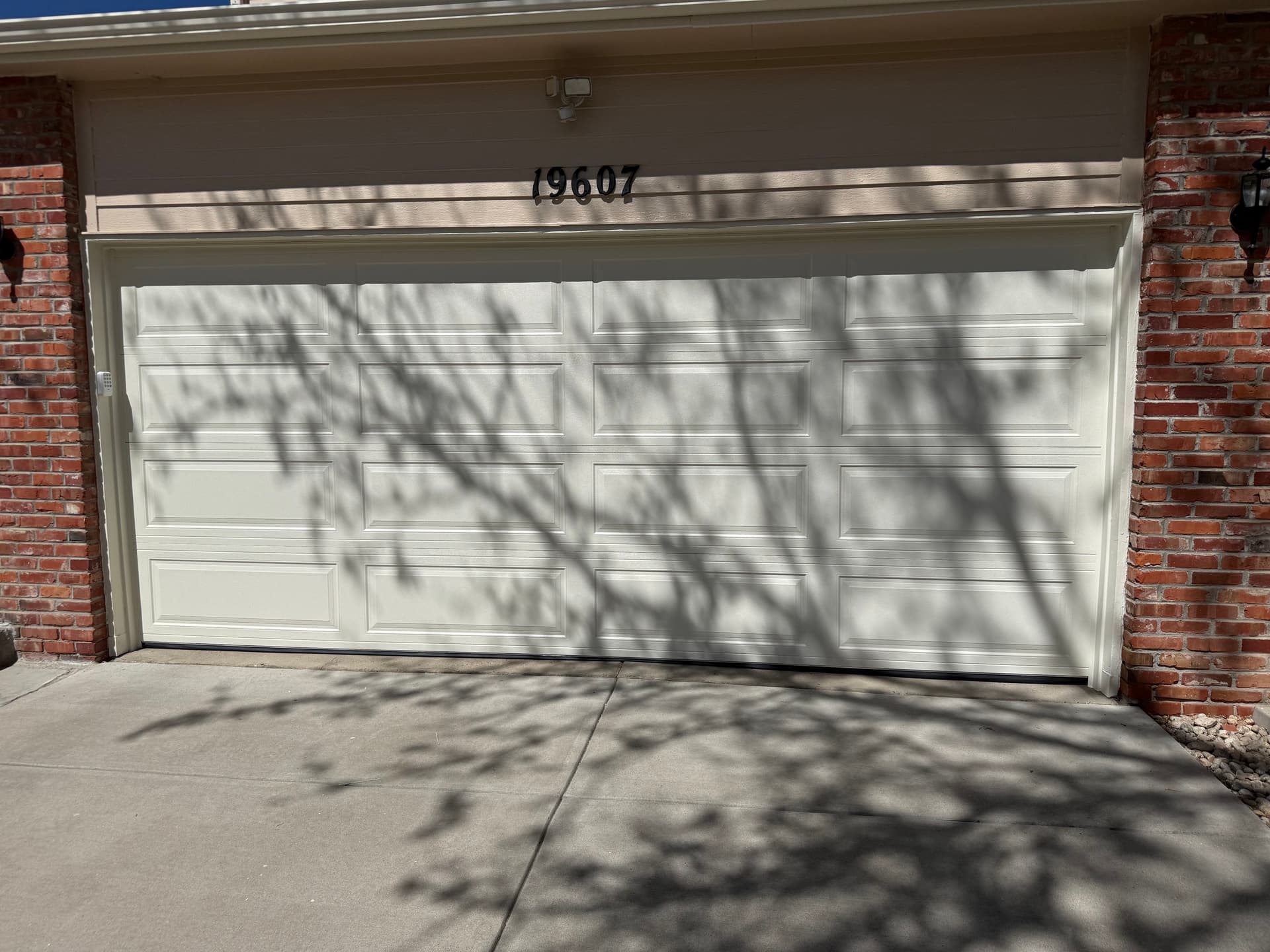 Gallery photos for Old Garage Door Out, Fresh Installation Painted to Match: Image #3