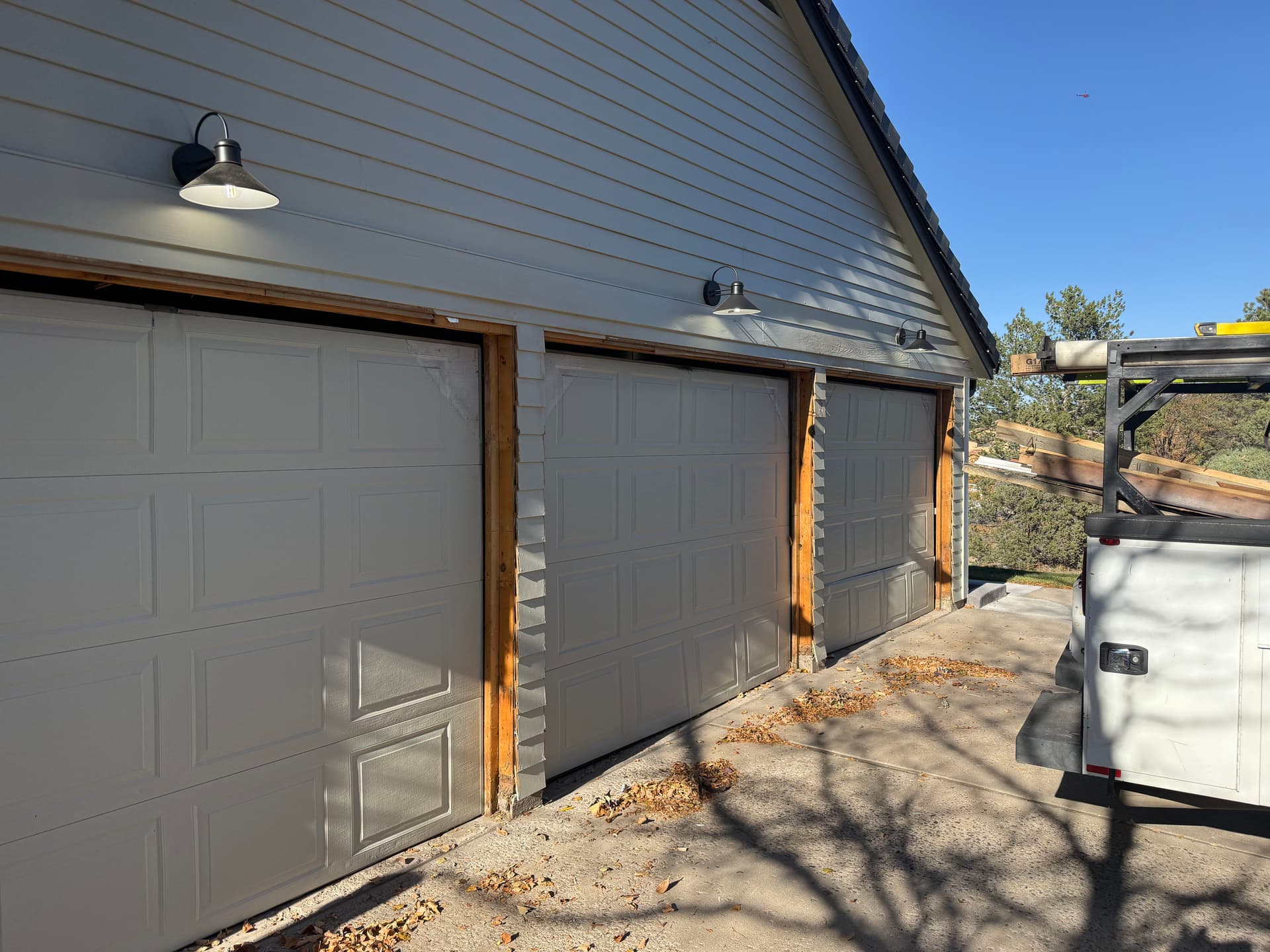 Gallery photos for Garage Makeover Finish: From Basic to Beautiful: Image #2