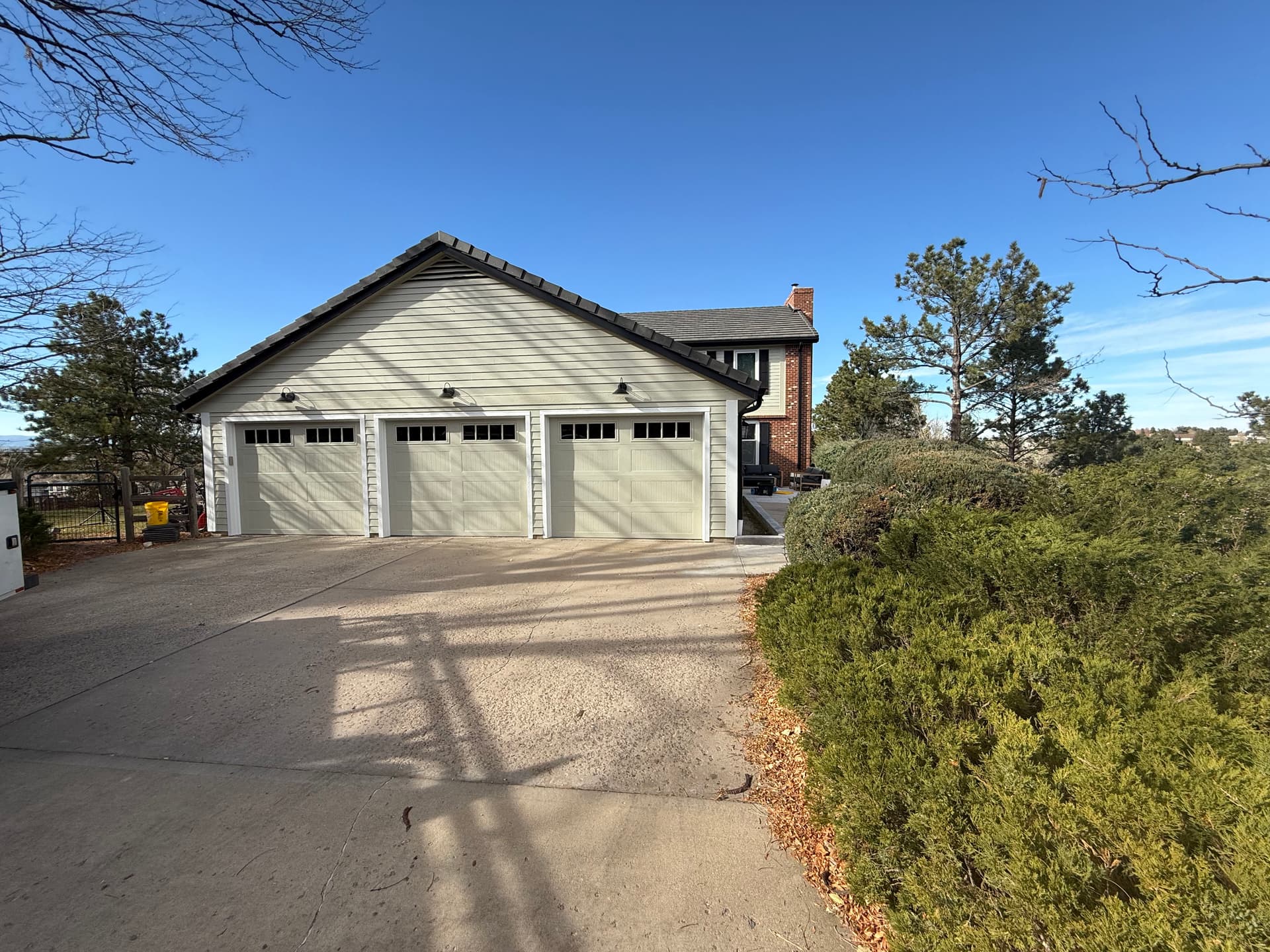 Gallery photos for Garage Makeover Finish: From Basic to Beautiful: Image #8